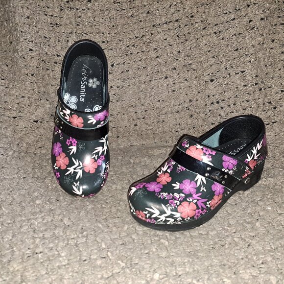 KOI BY SANITA-Black Floral Pattern Clogs-Nurse/Work-Patent Leather-Sz 35/5-NM - Picture 1 of 8